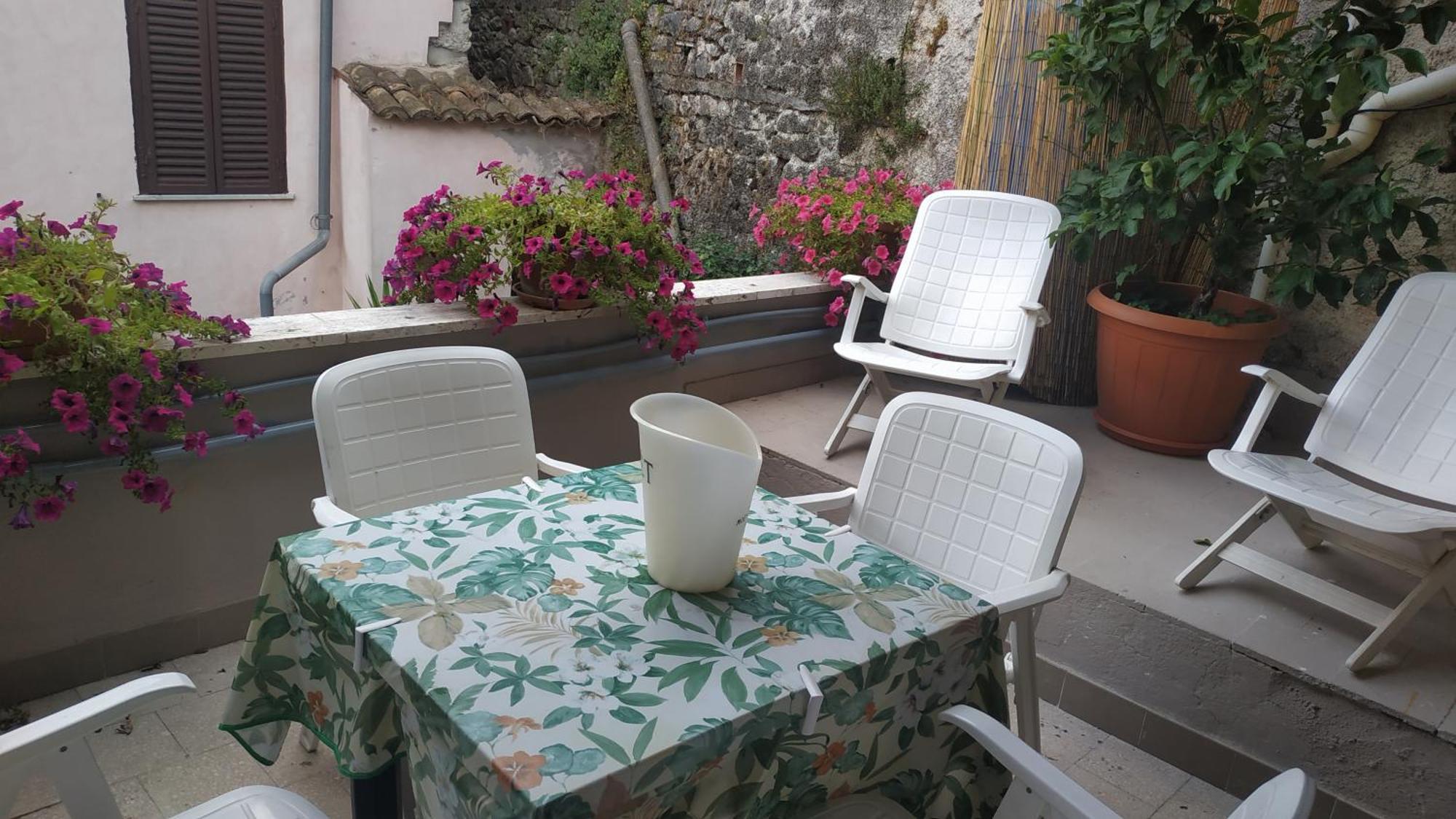 Il Ciclope Di Annalisa Apartment Alatri Екстериор снимка