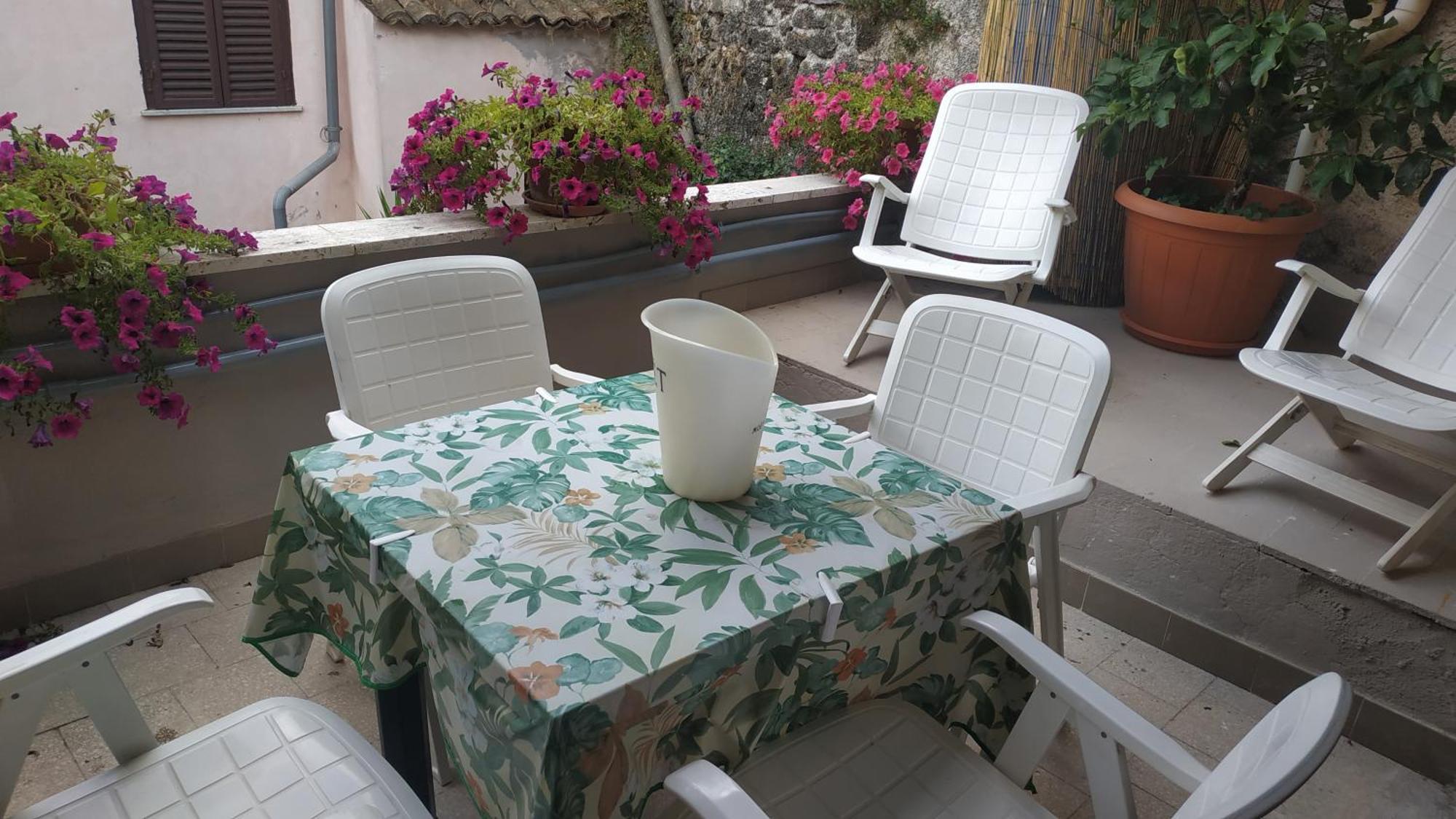 Il Ciclope Di Annalisa Apartment Alatri Екстериор снимка